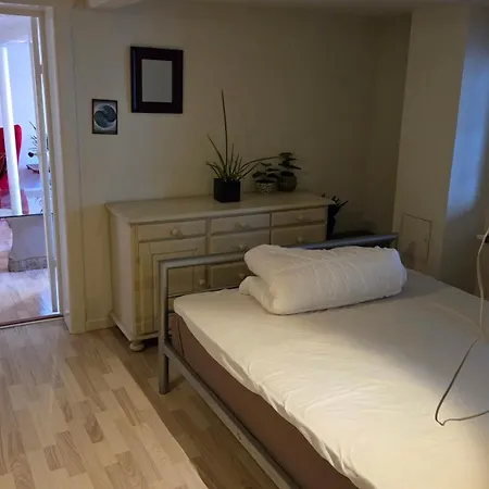 Apartment Gamle Praestegard, Vicevaertlejlighed